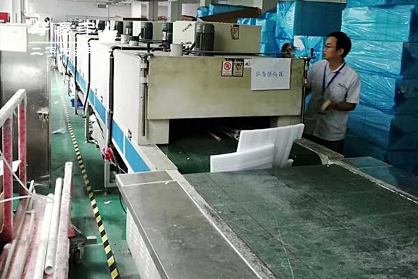 深圳宝安油漆喷涂烘干线回收现场图片三