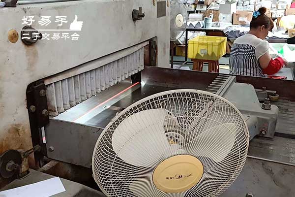 深圳龙华大浪切纸机回收现场图片三
