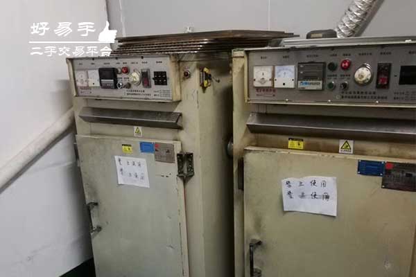 深圳坪山新区石井低温烘箱回收现场图片一