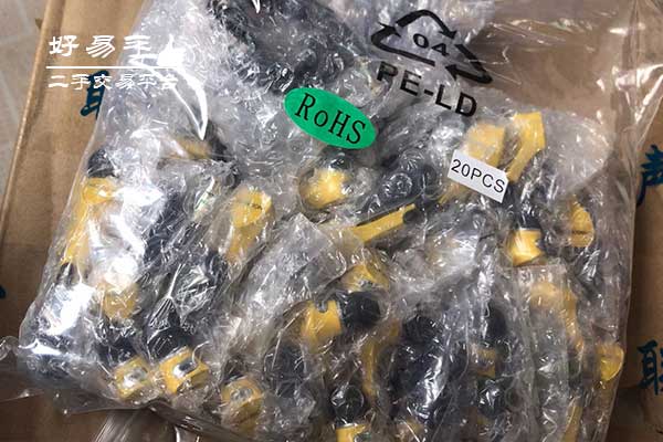 深圳坪山沙湖外贸库存耳机回收现场图片一