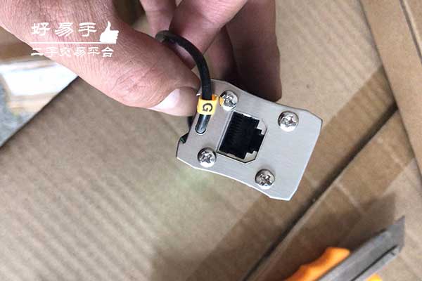 深圳龙岗六约信号避雷器回收现场图片二