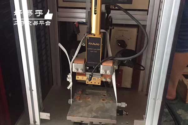 深圳宝安水田热压焊接机回收现场图片一