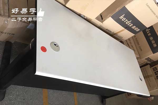 东莞茶山博头工厂办公家私回收现场图片一
