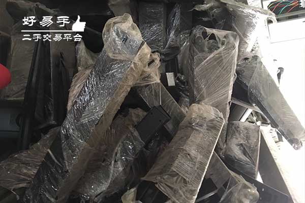 东莞茶山博头工厂办公家私回收现场图片二