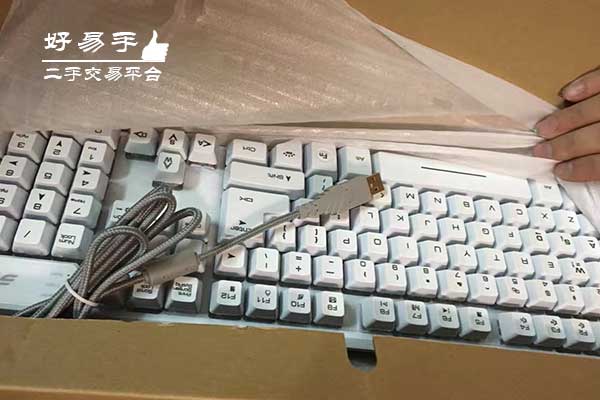深圳龙华大浪库存游戏键盘回收现场图片一