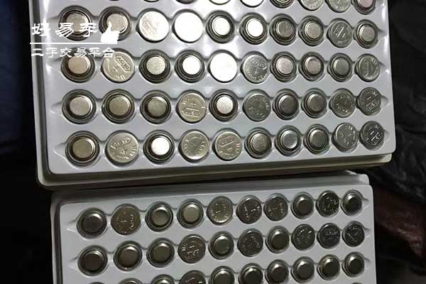 深圳龙华大浪库存纽扣电池回收现场图片一