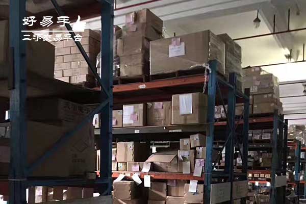 深圳龙华大水坑工厂库存电子料回收现场图片二