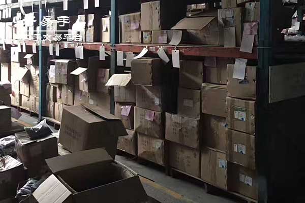 深圳光明东坑库存五金产品回收现场图片三