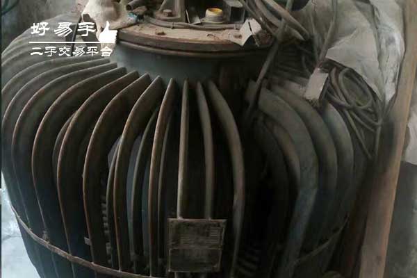 东莞企石东平油浸式稳压器回收现场图片二