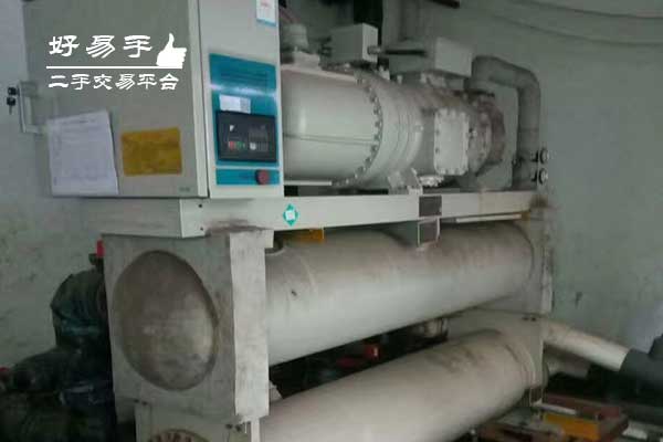 深圳南山麻勘格力中央空调回收现场图片二