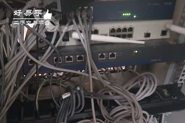 深圳宝安共乐思科光纤交换机回收现场图片一