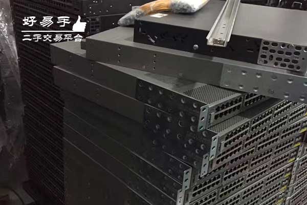 东莞横沥恒泉医院设备设施回收现场图片二