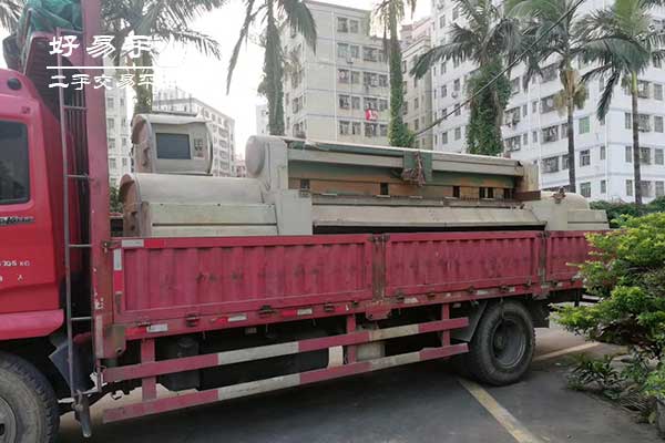 东莞寮步横坑工厂整厂设备回收现场图片三