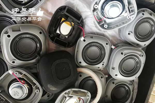 深圳光明甲子塘蓝牙音箱喇叭回收现场图片三