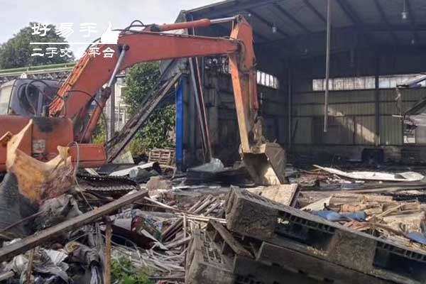 深圳坪山江岭工厂厂房拆除回收现场图片二