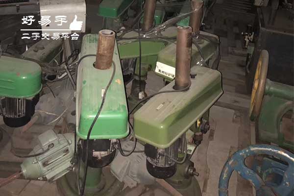 东莞茶山京山钻床钻机回收现场图片一