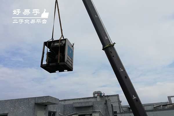 深圳宝安九围螺杆式冷水机回收现场图片二