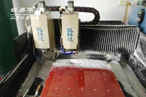深圳龙岗丽湖手板雕刻机雕铣机回收现场图片三