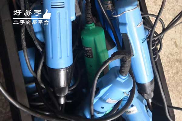 东莞塘厦龙背岭流水线设备回收现场图片二