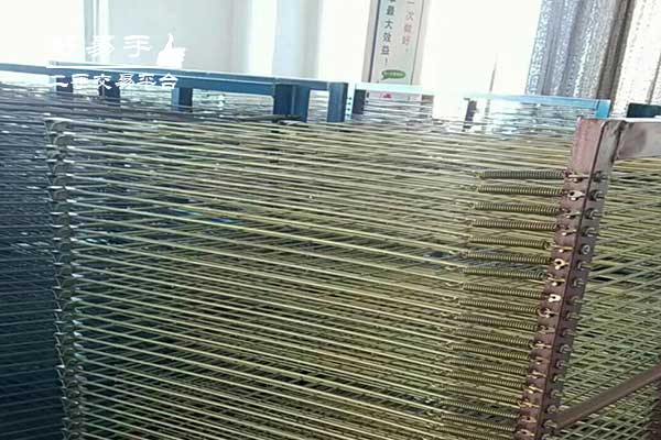 深圳龙岗茂业千层架干燥架回收现场图片三