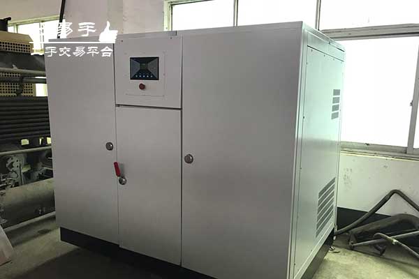 深圳龙岗南三变频螺杆空压机回收现场图片二