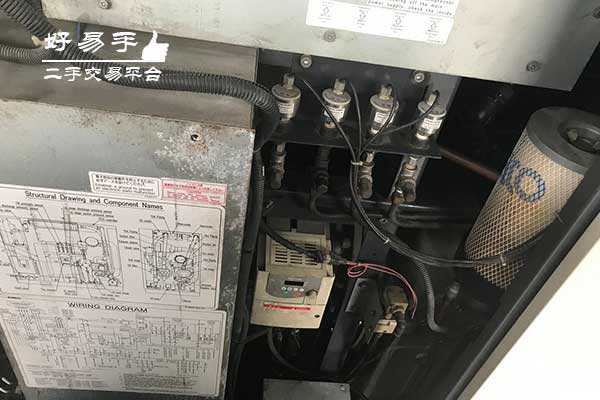东莞石排埔心无油螺杆空压机回收现场图片二